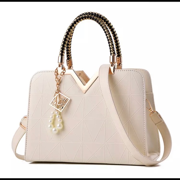 Handbags - Picture 3 of 3